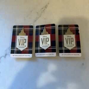 Disney VIP Tour Pin 50th Anniversary Exclusive Edition Walt Disney Castle NEW